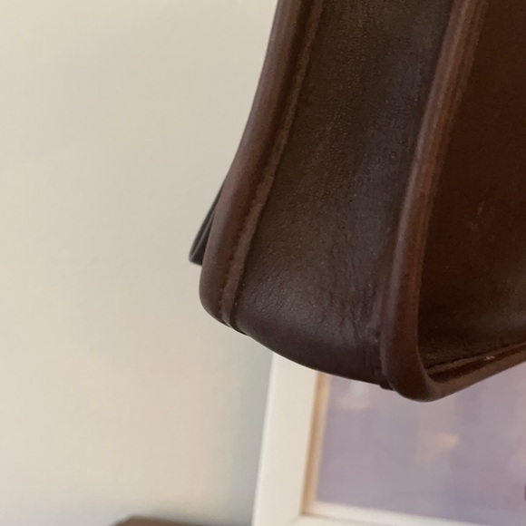 Vintage Coach NYC Zippered Bag Excellent Condition! - Picture 5 of 10